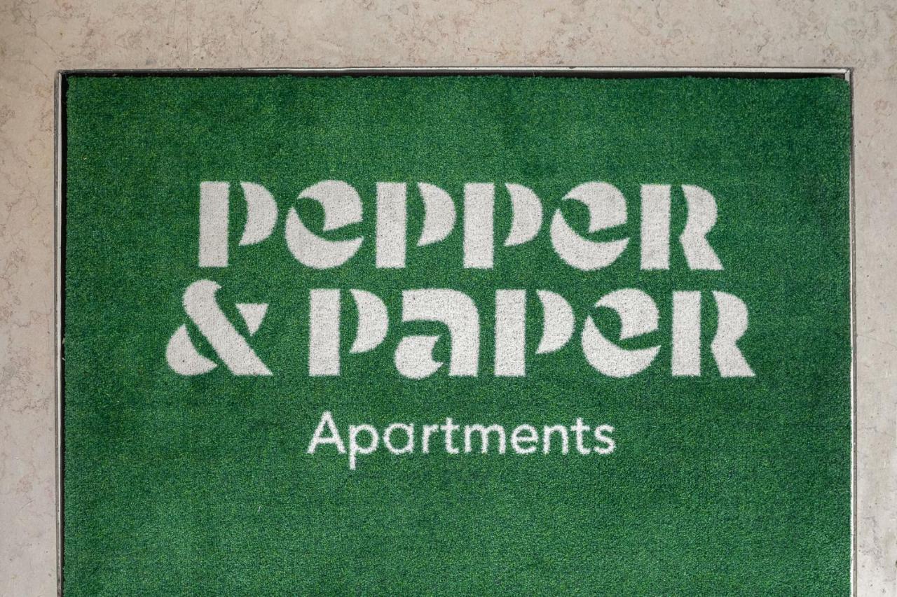 Pepper & Paper Apartments Paris Exterior photo